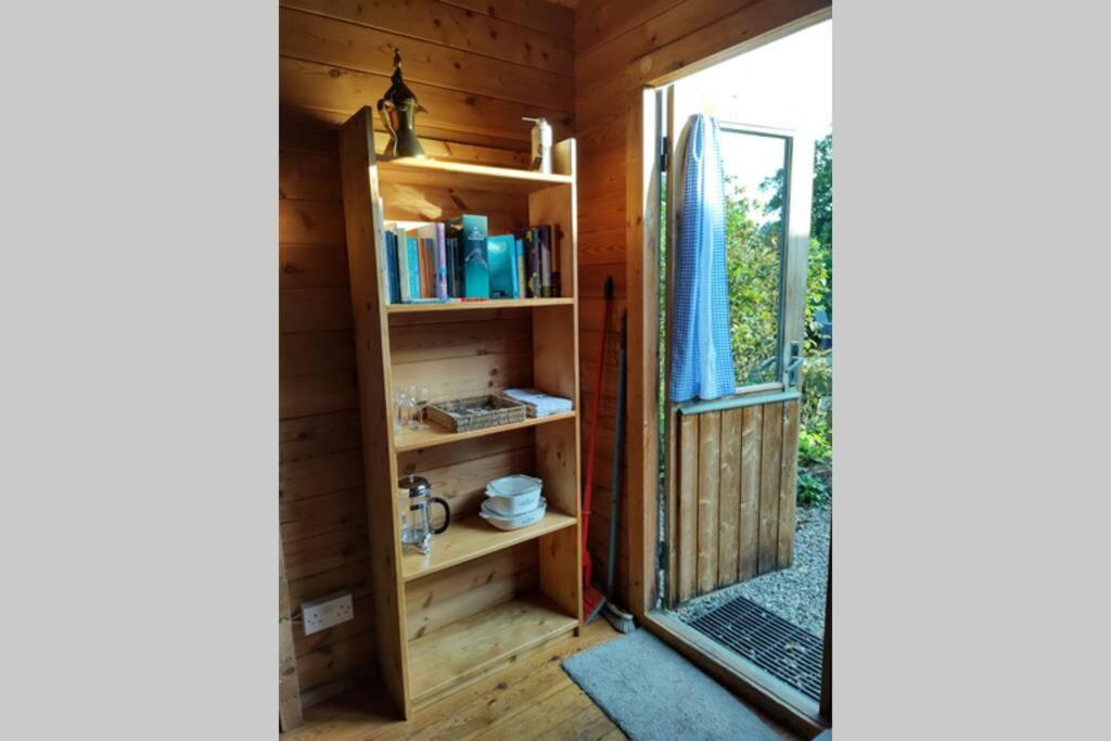 Self Catering Garden Lodge 러들로 외부 사진
